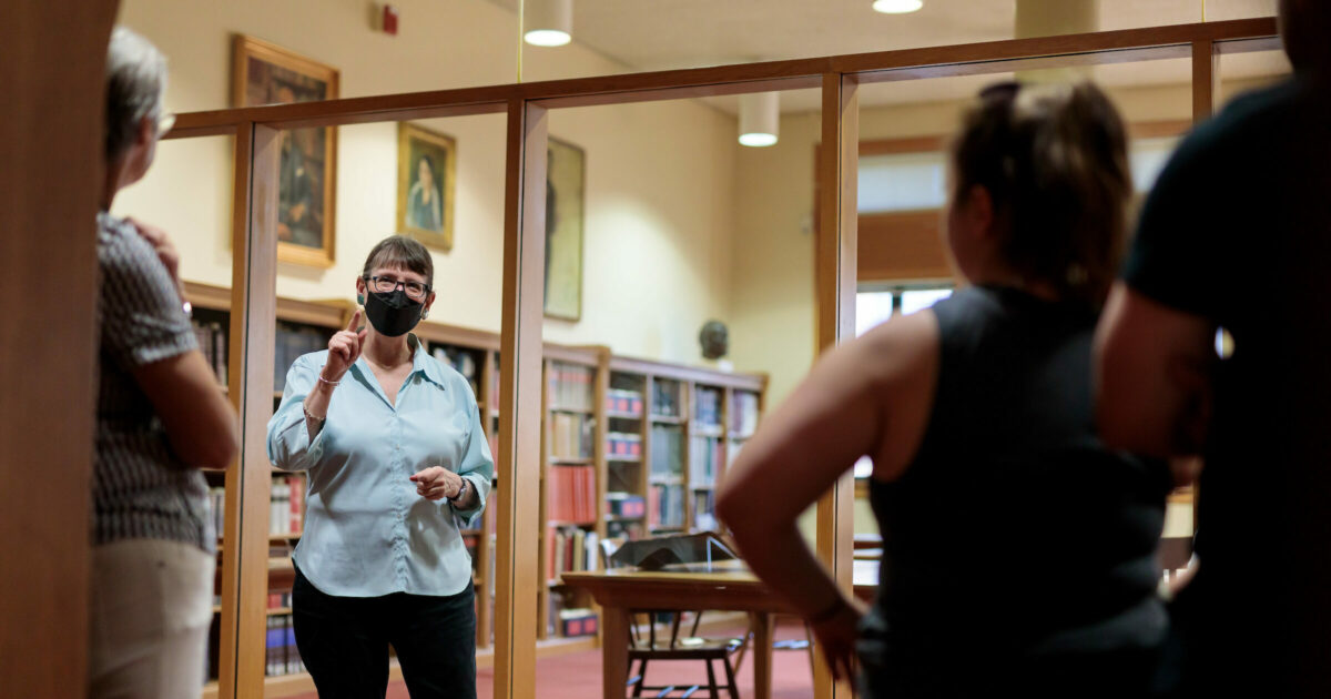Volunteer Newberry Library